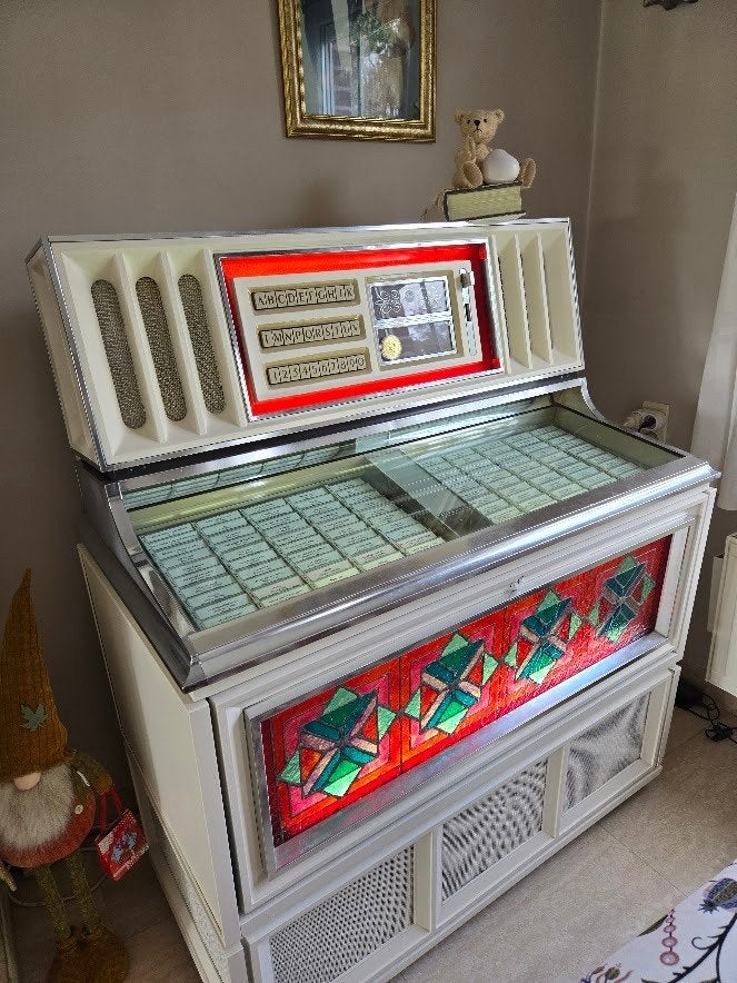 met topplaten gevulde AMI Juke box, Enlèvement, Utilisé
