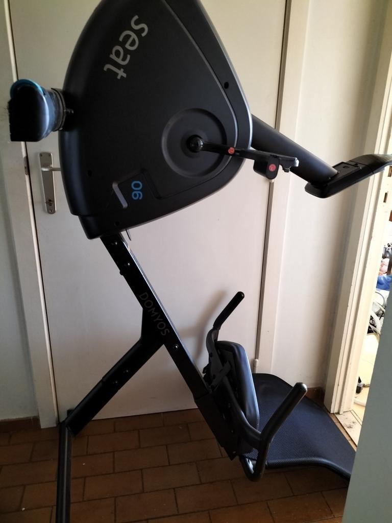 Home trainer ligtmodel in nieuwe staat, Sports & Fitness, Appareils de fitness, Enlèvement, Couché