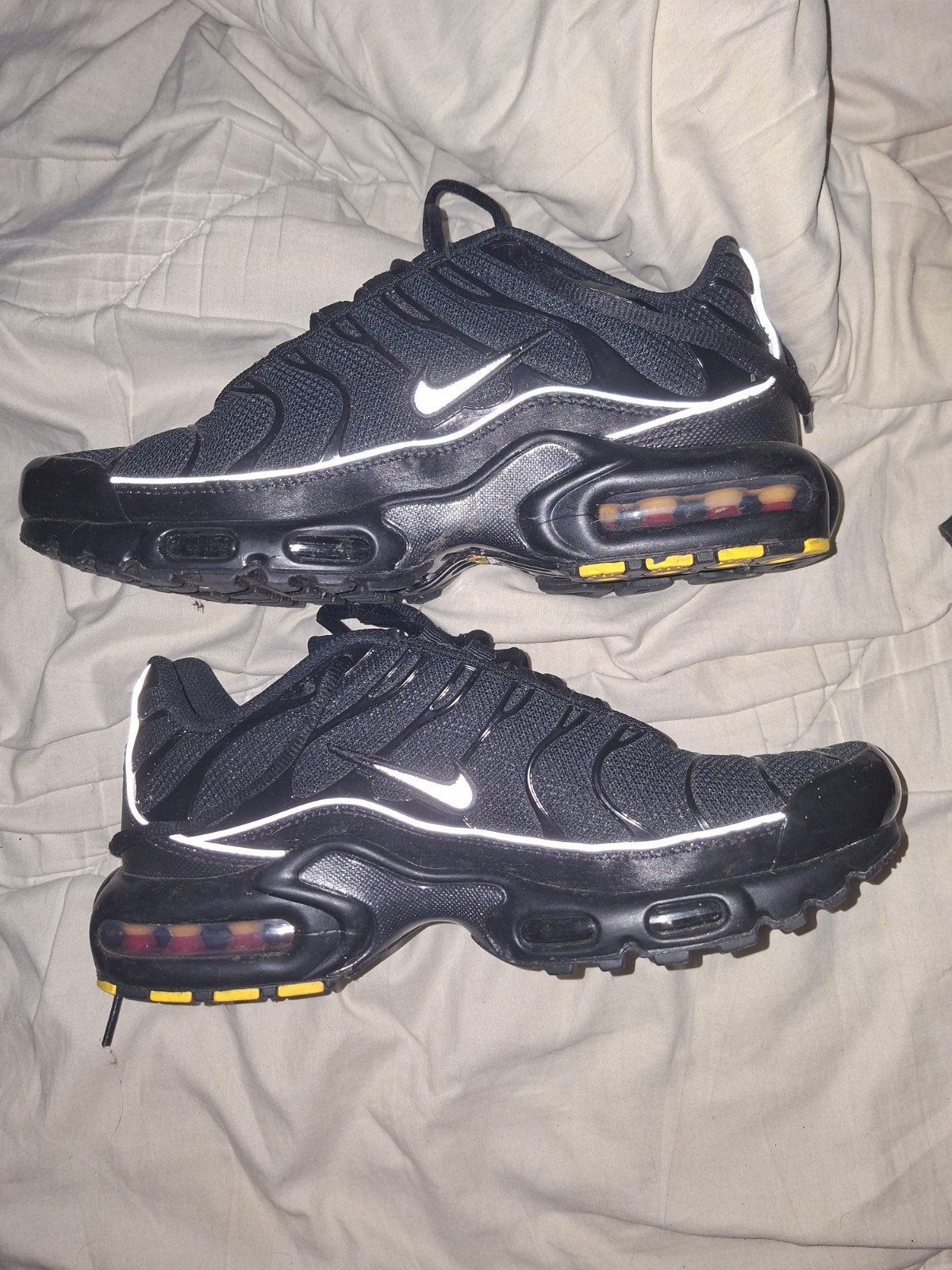 Nike air max plus - zwart wit - maat 42, Sport en Fitness, Ophalen of Verzenden