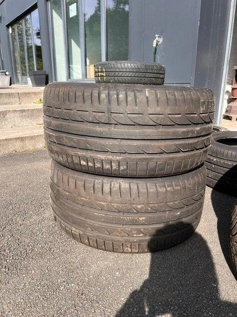 Pneus été Bridgestone 255/35 R19 96Y XL, Ophalen, Gebruikt