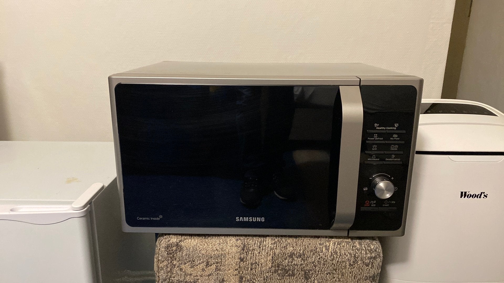 Samsung MG28F303TCS Microgolfoven, Ophalen, Zo goed als nieuw, Draaiplateau, Combi-microgolfoven