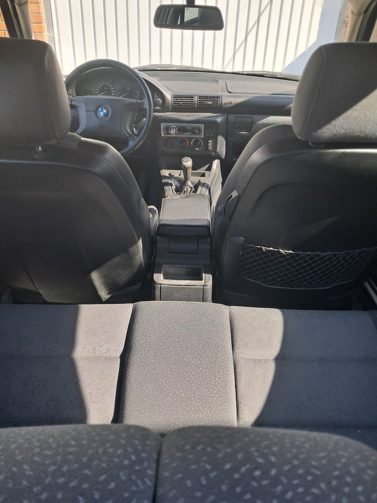 Bmw e36 compact 316i mag gekeurd worden voor verkoop, foto 7