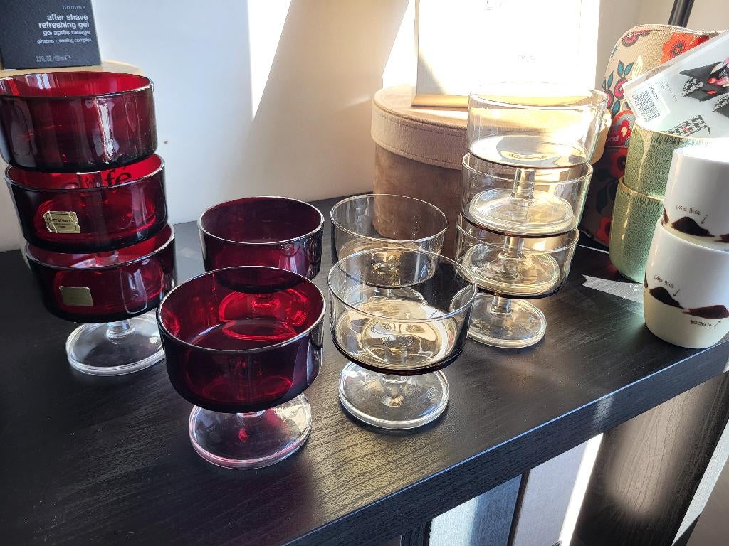 Cavalier Suède rood en grijsbruin dessertglas van Luminarc, Ophalen