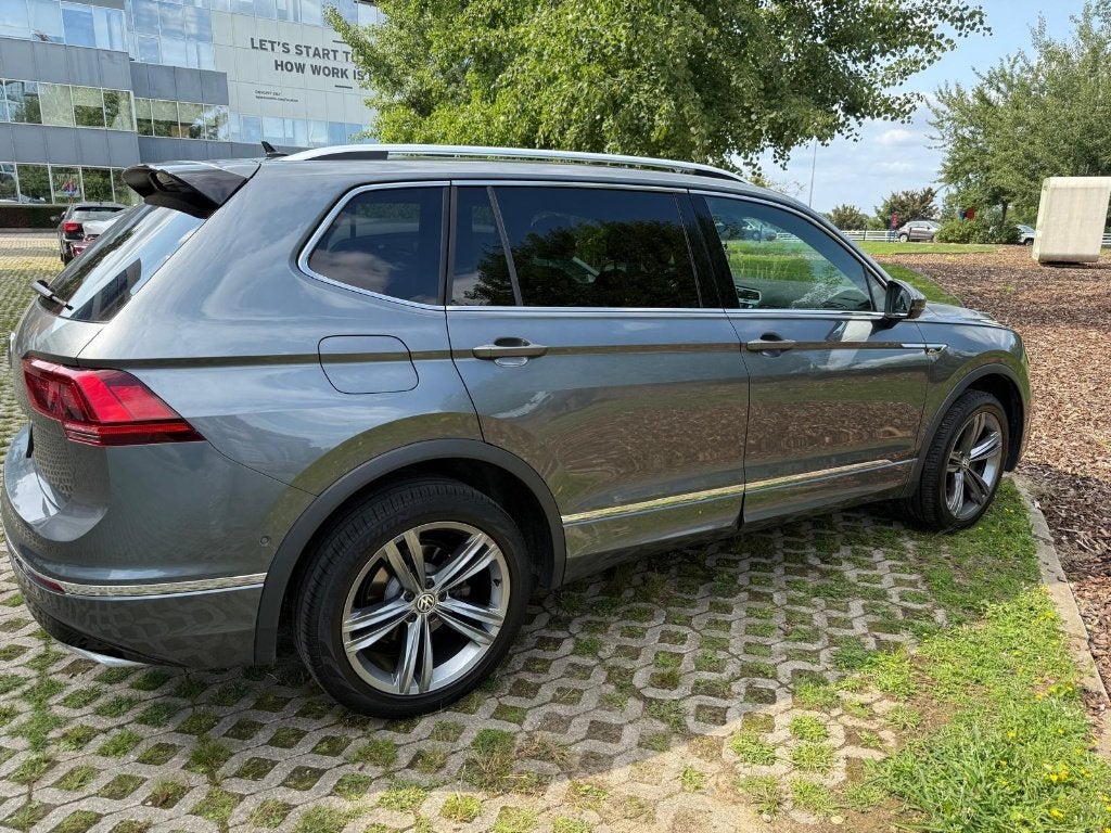 Volkswagen Tiguan Allspace R-Line 1.5 TSI 7-zit, Auto's, Dealer onderhouden, 7 zetels, Leder, 5 deurs