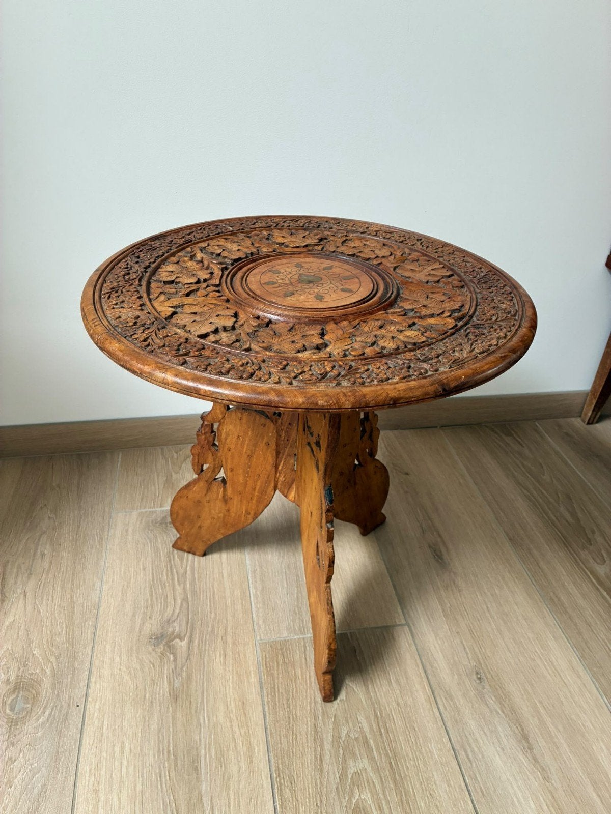 Ronde bijzettafel, Huis en Inrichting, Ophalen, Zo goed als nieuw