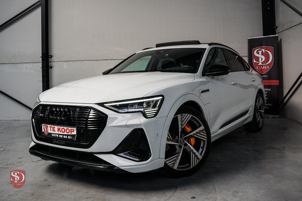 Audi E-Tron 55 SB *black edition*open dak*, Auto's, Automaat, Start-stop-systeem, Wit, 5 zetels