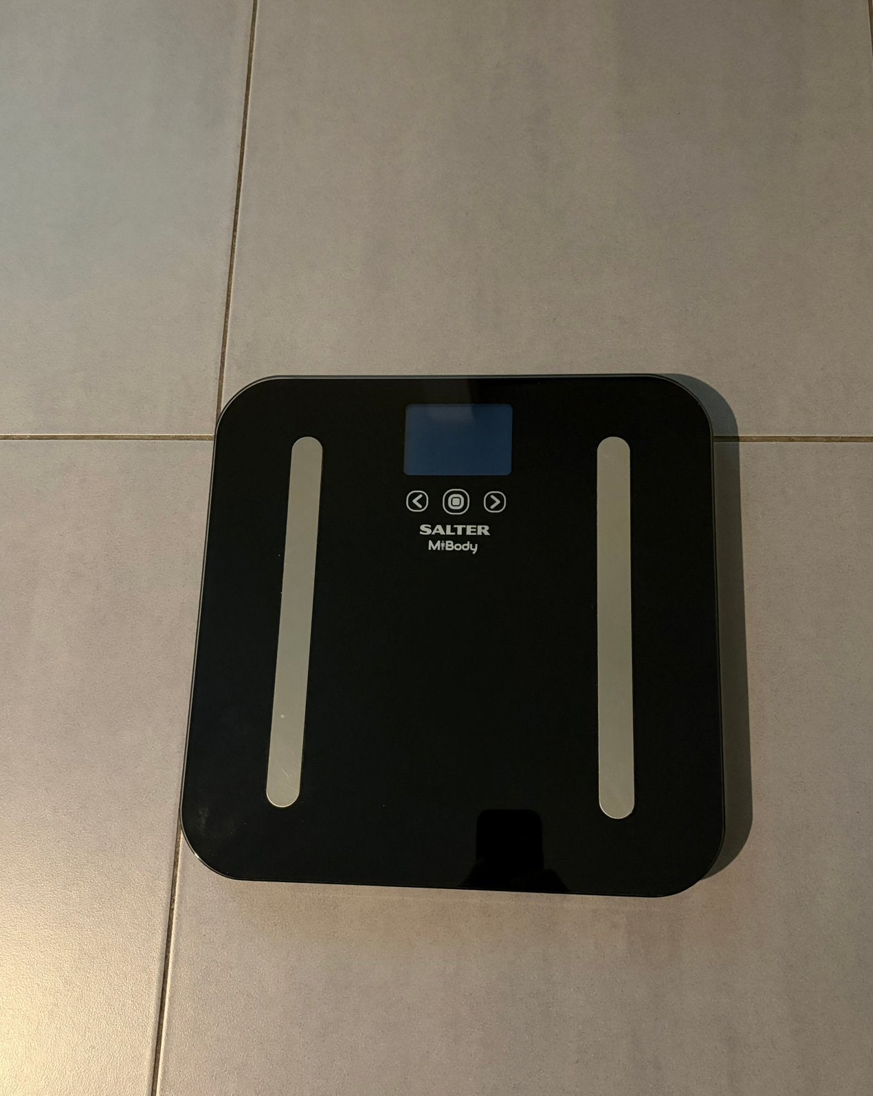 Salter MiBody Weegschaal Bluetooth Lichaamsanalyse 200 kg, Elektronische apparatuur, Ophalen of Verzenden, Zo goed als nieuw, Personenweegschaal