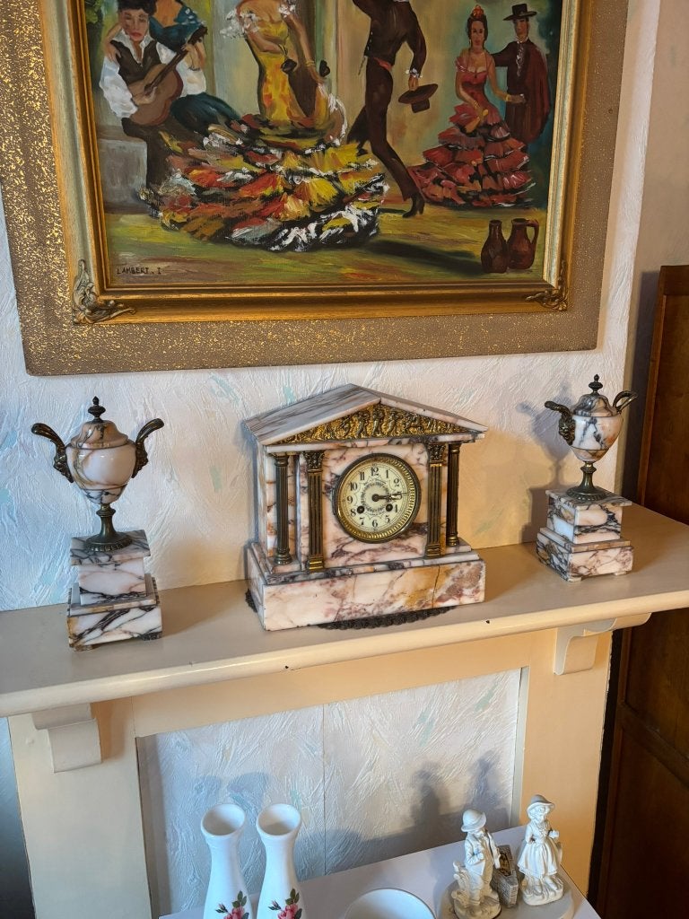 Oude klok, beelden en schilderijen (lot), Ophalen