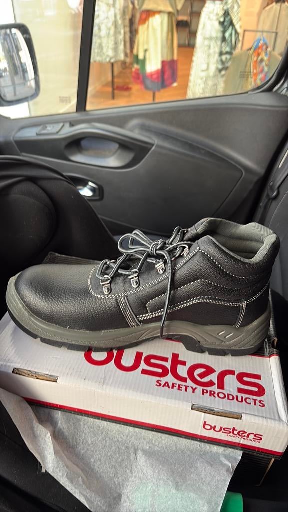 Busters werkschoenen met stalen tip maat 44, Doe-het-zelf en Bouw, Veiligheidskleding, Ophalen, Nieuw