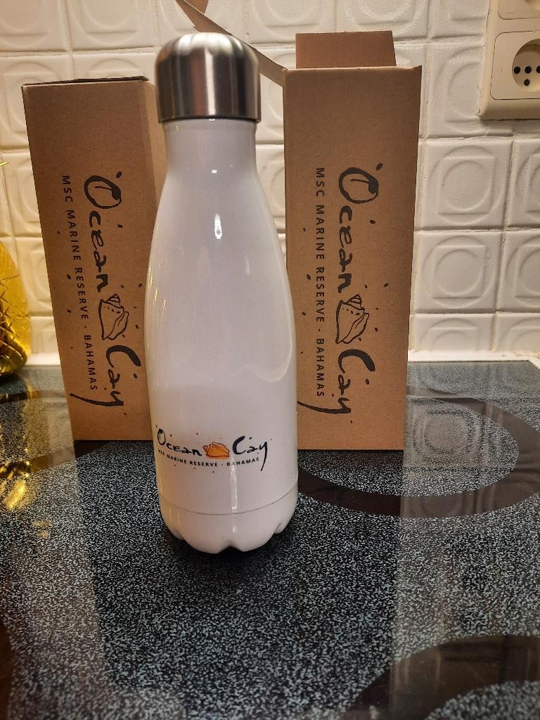 mooie nieuwe drinkflessen van Ocean bay "BAHAMA'S " Msc, Ophalen of Verzenden, Nieuw