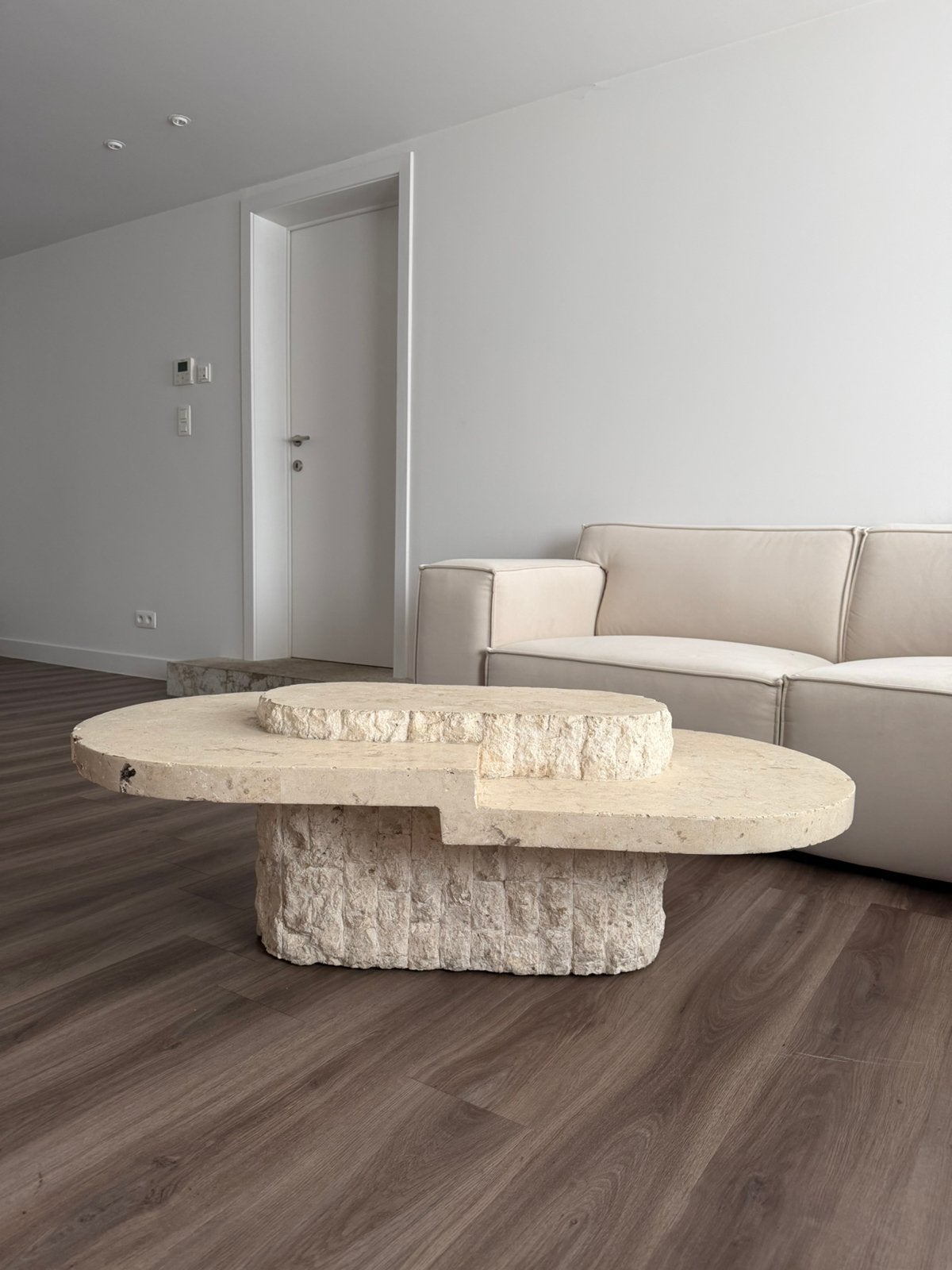 Salontafel organische travertin look, Huis en Inrichting, Ophalen, Gebruikt, 100 tot 150 cm, 50 tot 100 cm