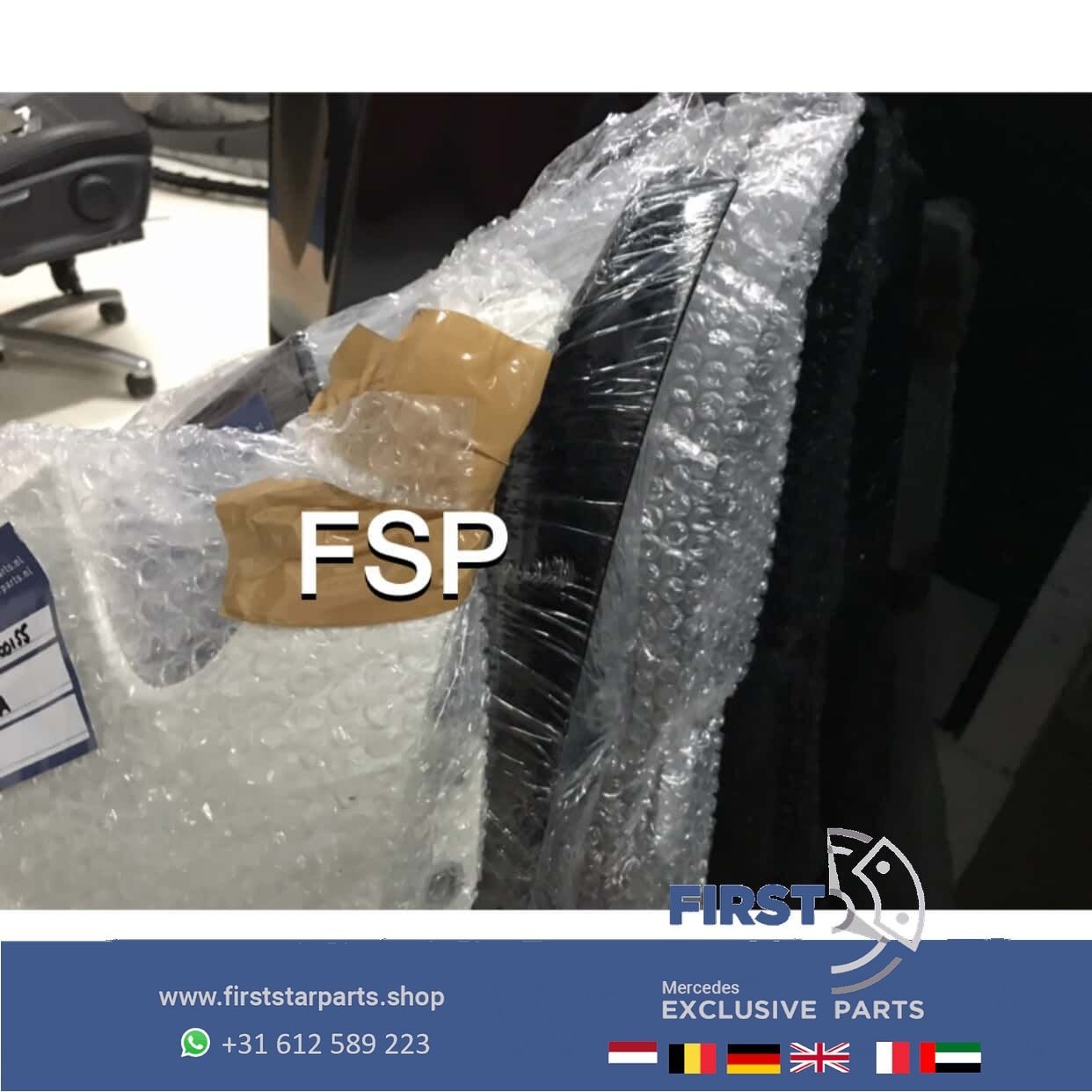 Mercedes W117 CLA ZIJSCHERM WIT ZWART GRIJS LINKS RECHTS VOO, Garde-boue, Droite, Utilisé, -