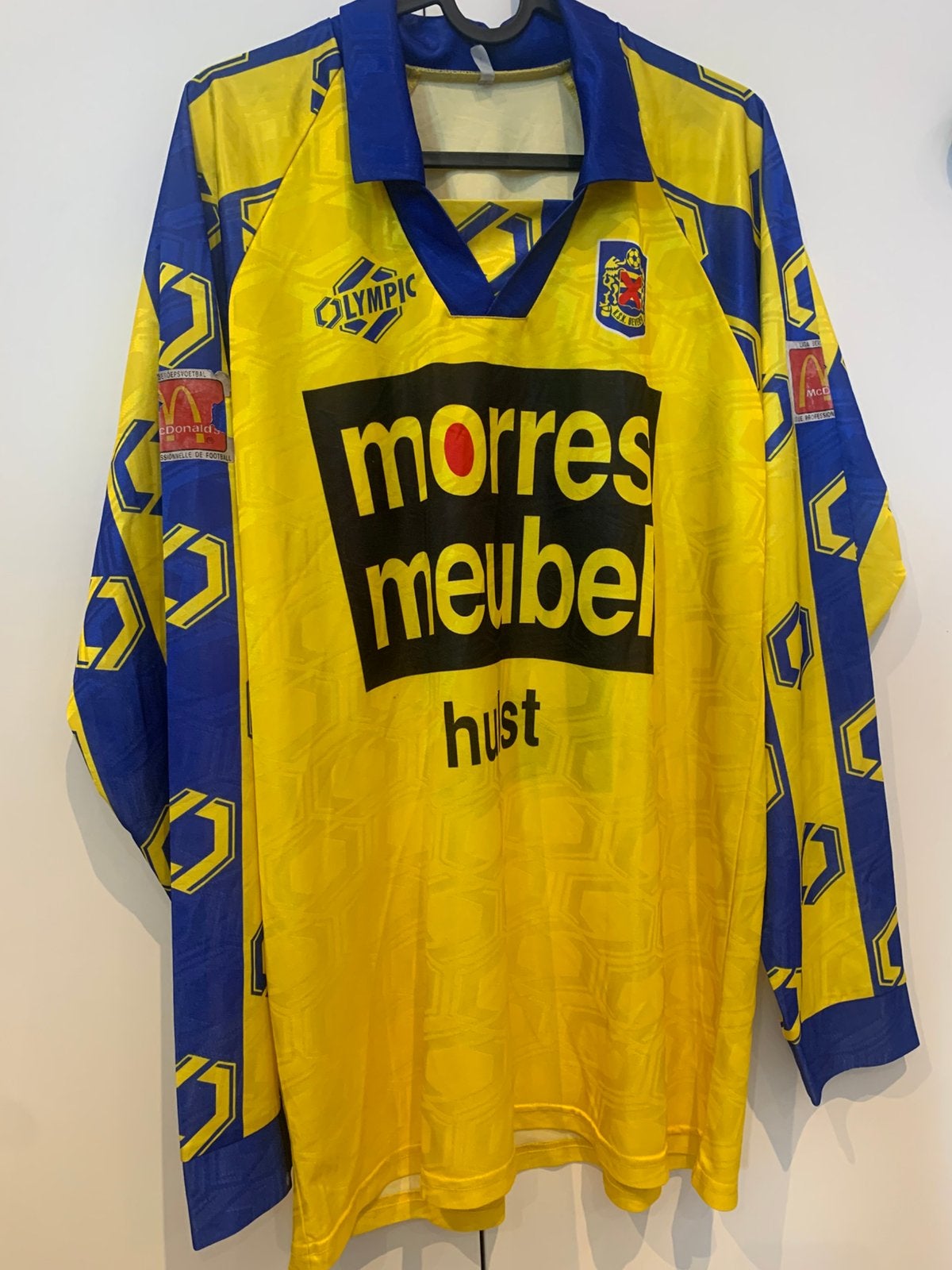 Matchworn shirt Beveren, Verzamelen, Sportartikelen en Voetbal, Ophalen of Verzenden, Zo goed als nieuw, Shirt