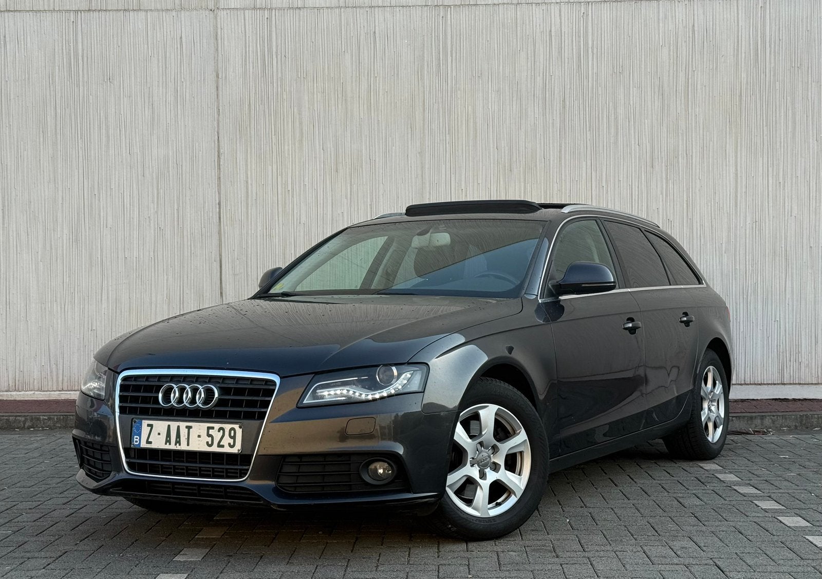 AUDI A4 2.0 TDI BOITE AUTO-TOIT PANO-XENON-CUIR, Autos, Audi, Entreprise, Achat, A4, ABS, Régulateur de distance, Airbags, Air conditionné
