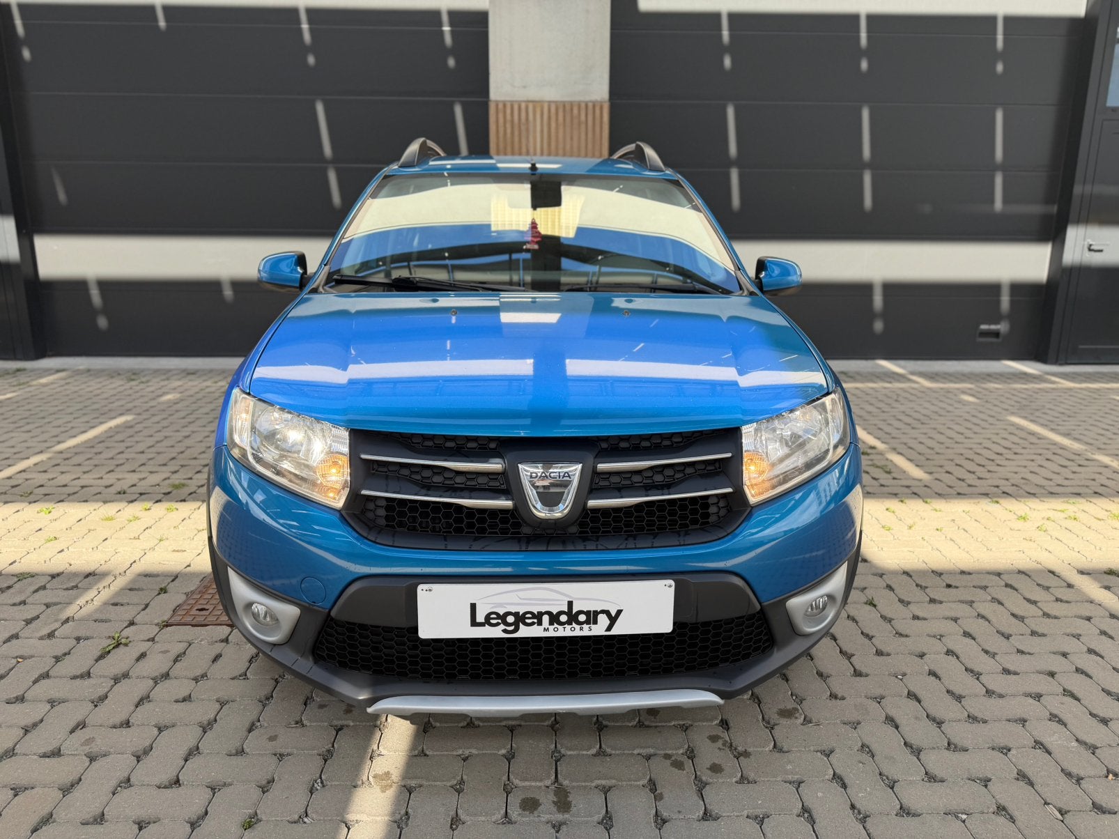 Dacia Sandero Sandero Stepway 0.9 TCe Stepway Plus, Auto's, Voorwielaandrijving, Zwart, Blauw, 5 deurs