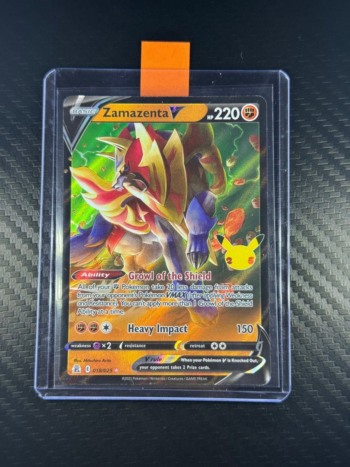 Zamazenta V | Holo | Ultra Rare | Célébrations | #018 /025, Envoi, Comme neuf