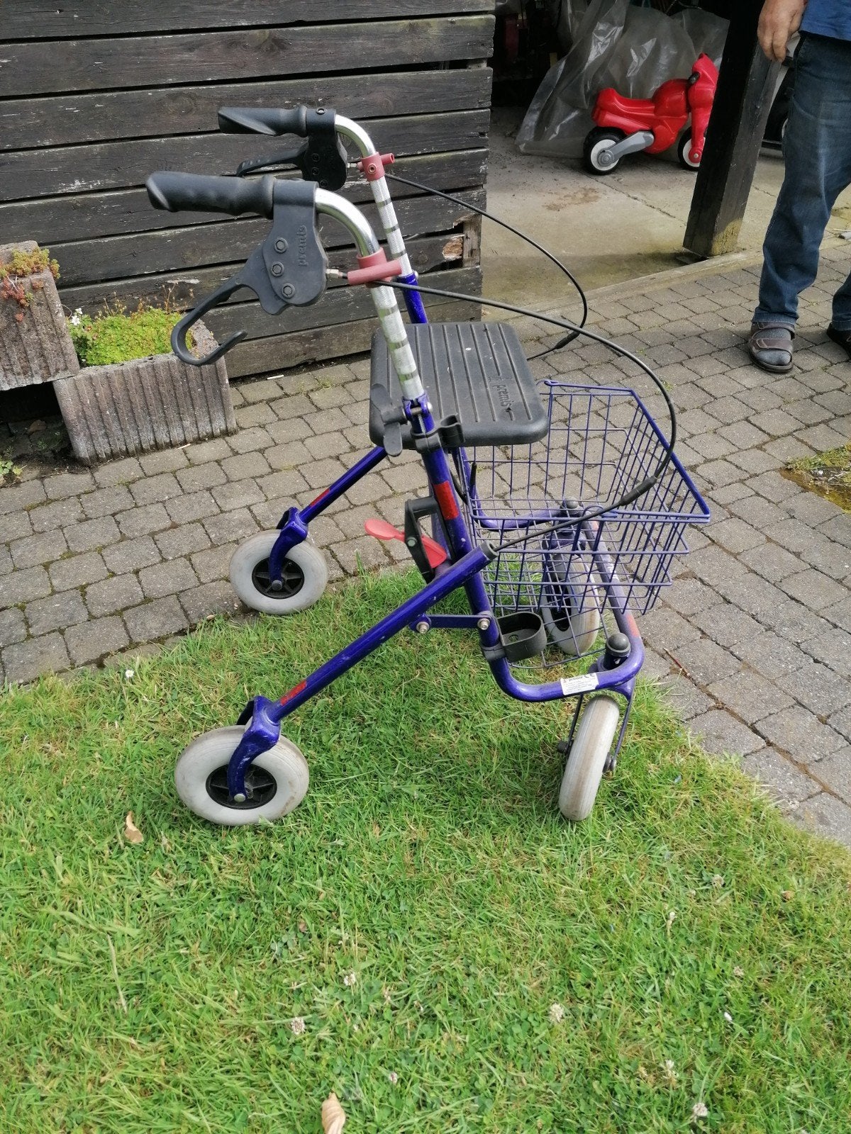 Rollator, Diversen, Ophalen