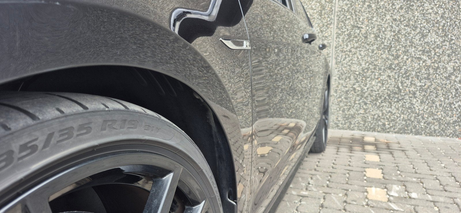 VW Golf 7.5 R 4Motion *OPTIONS COMPLÈTES*, Autos, Achat, Euro 6, Entreprise, Entretenue par le concessionnaire