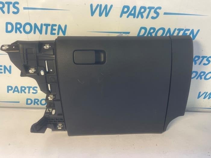 Boîte à gants d'un Volkswagen UP, Volkswagen, -, 3 mois de garantie, Utilisé
