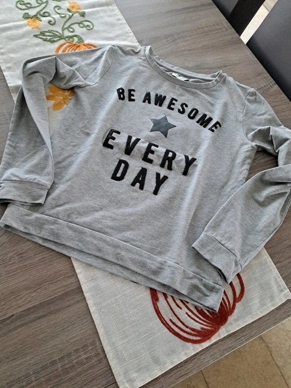Bel&Bo trui'tje Be awesome - every day - Maat 176, Kinderen en Baby's, Kinderkleding | Maat 176, Meisje, Trui of Vest, Ophalen of Verzenden