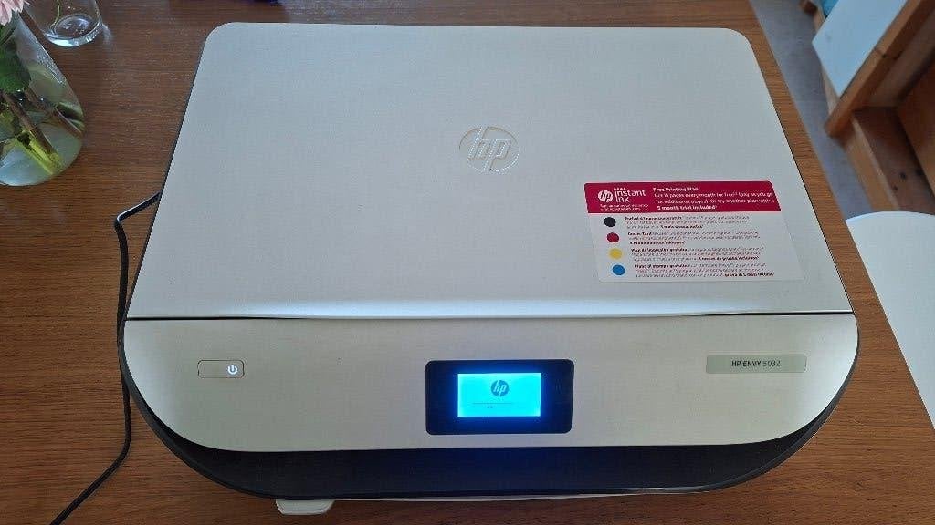 HP Envy 5032 all-in-one printer, All-in-one, Sans fil, Enlèvement, Imprimante à jet d'encre