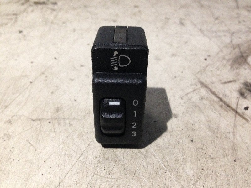COMMANDE DE REGLAGE HAUTEUR DE PHARE Tigra (75) (90-270514), Opel, Opel Automobile GmbH, Utilisé, Kontakt-opel@opel.com
