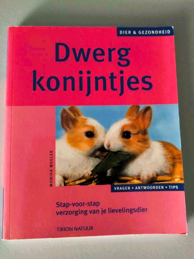 Boek Dwergkonijntjes verzorging van je lievelingsdier.