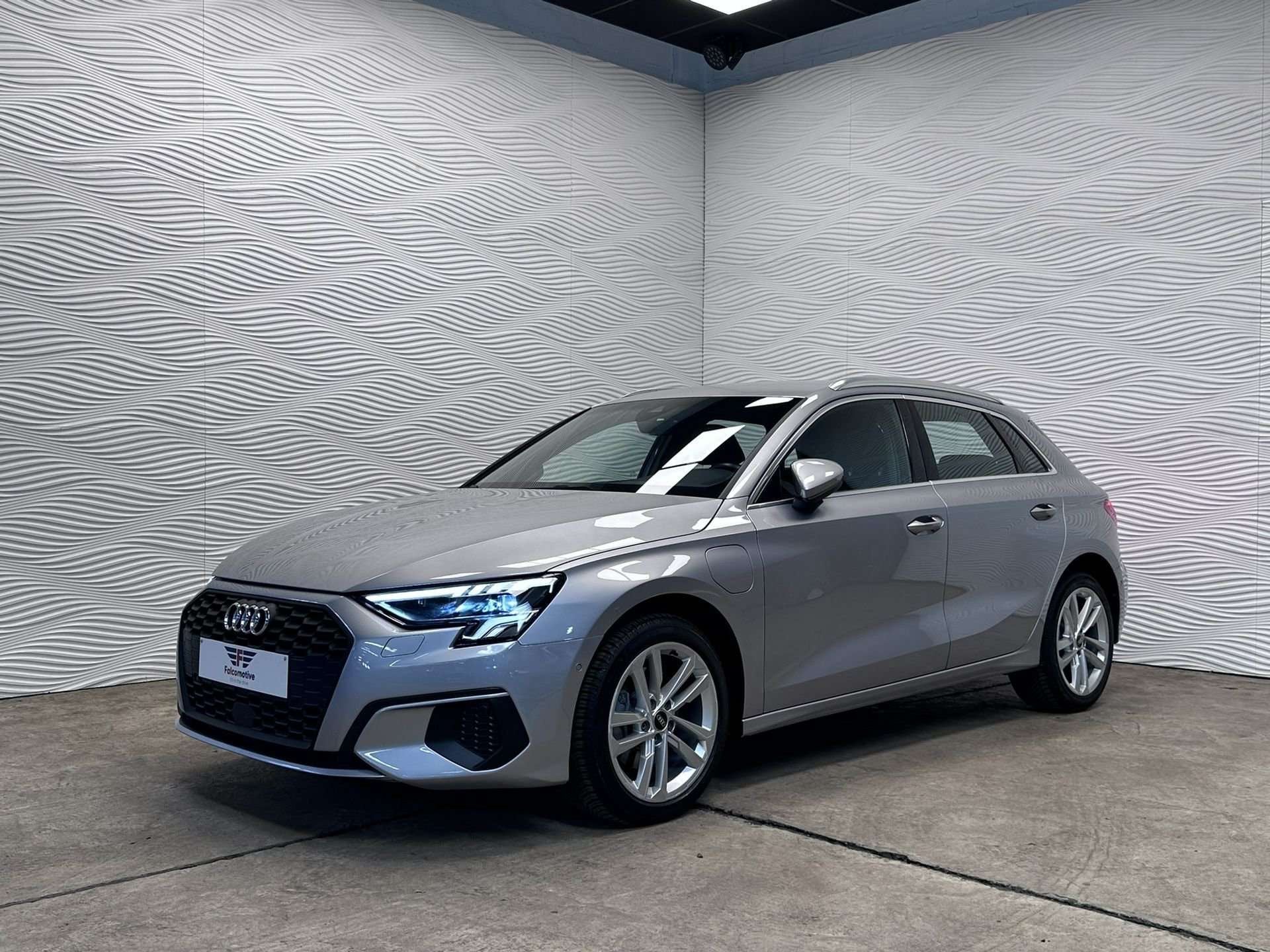 Audi A3 40 TFSIe*PHEV*S-TRONC*CARPLAY*CAM*ACC*, Auto's, Automaat, Berline, 5 deurs, Hybride Elektrisch/Benzine