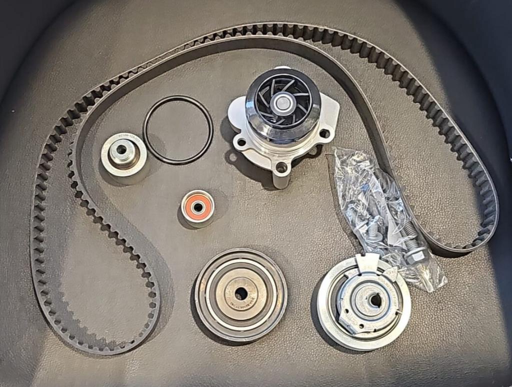 KIT DISTRIBUTION+POMPE À EAU 1.6TDI 90/105 CH Vw SEAT AUDI, Enlèvement ou Envoi, Neuf, Seat