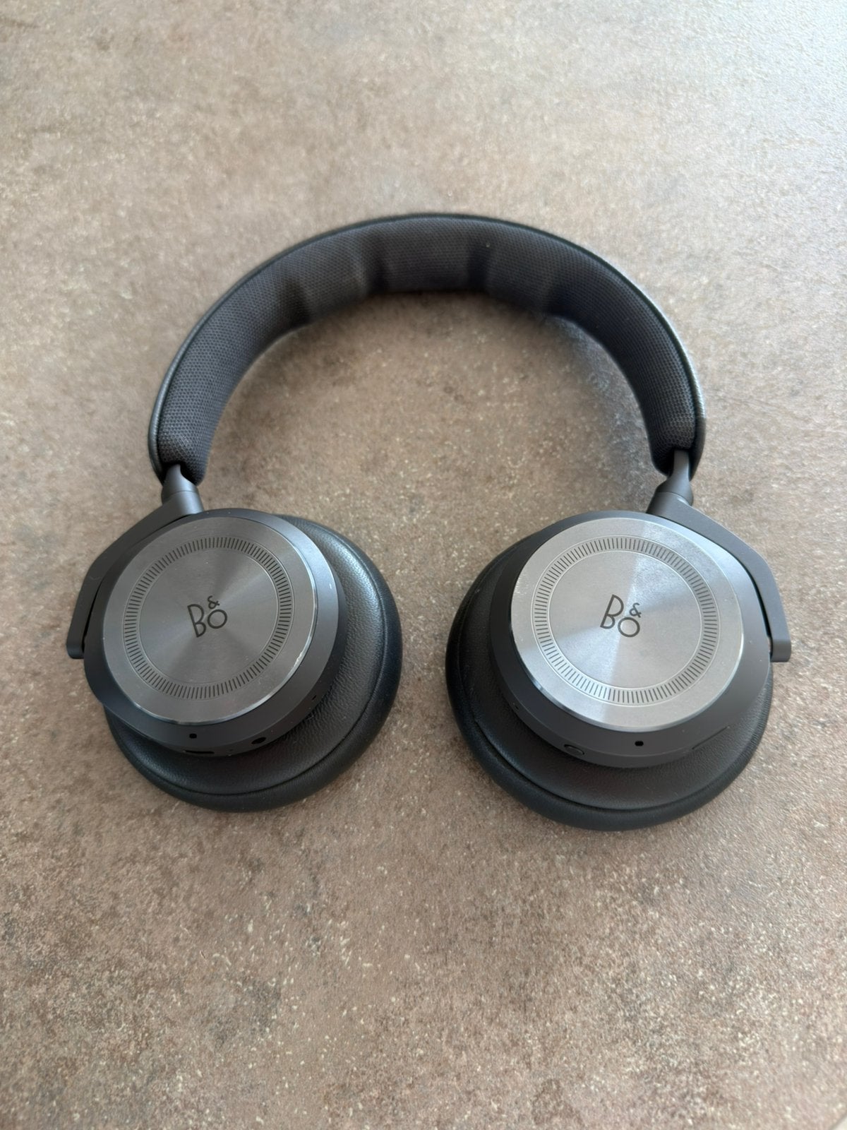 Bang & Olufsen Beoplay HD, TV, Hi-fi & Vidéo, Casques audio, Comme neuf, Circum-auriculaire, Bang & Olufsen, Noir, Bluetooth, Sans fil