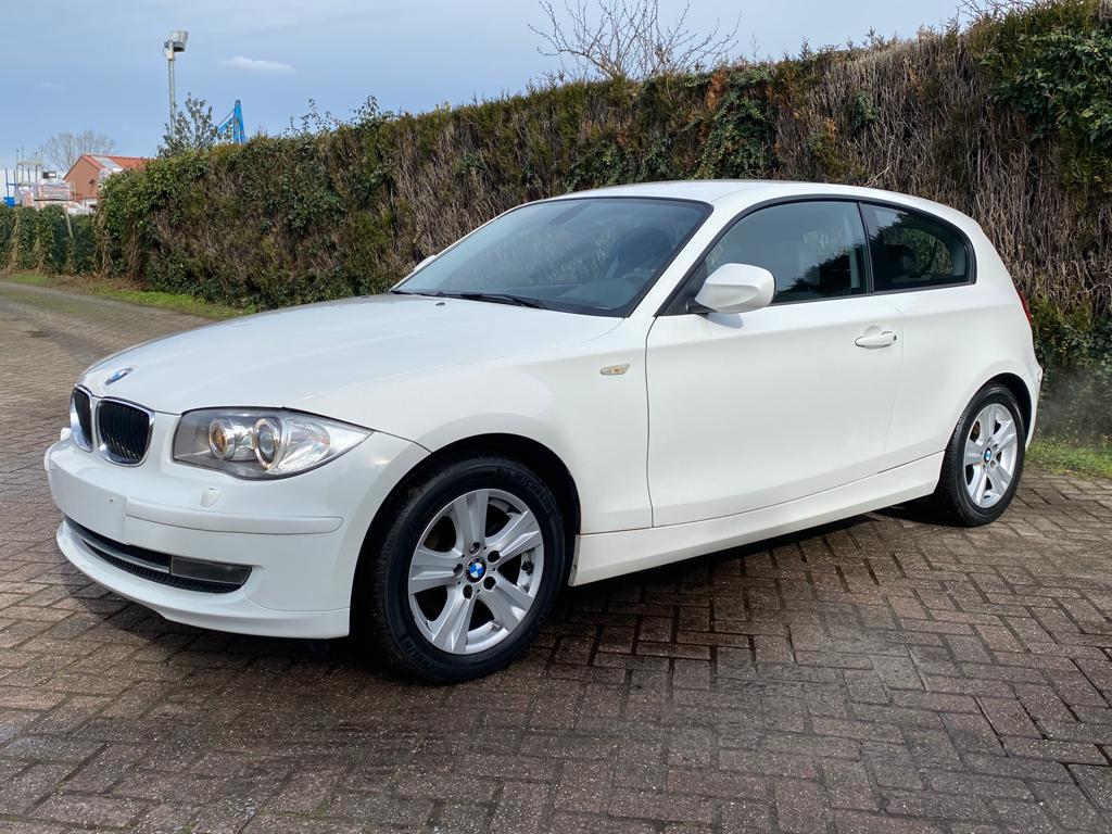 BMW 1-Reeks (E87) 116i 2.0 BENZINE 2010, Auto's, 1 Reeks, Bedrijf, 2000 cc, 3 deurs