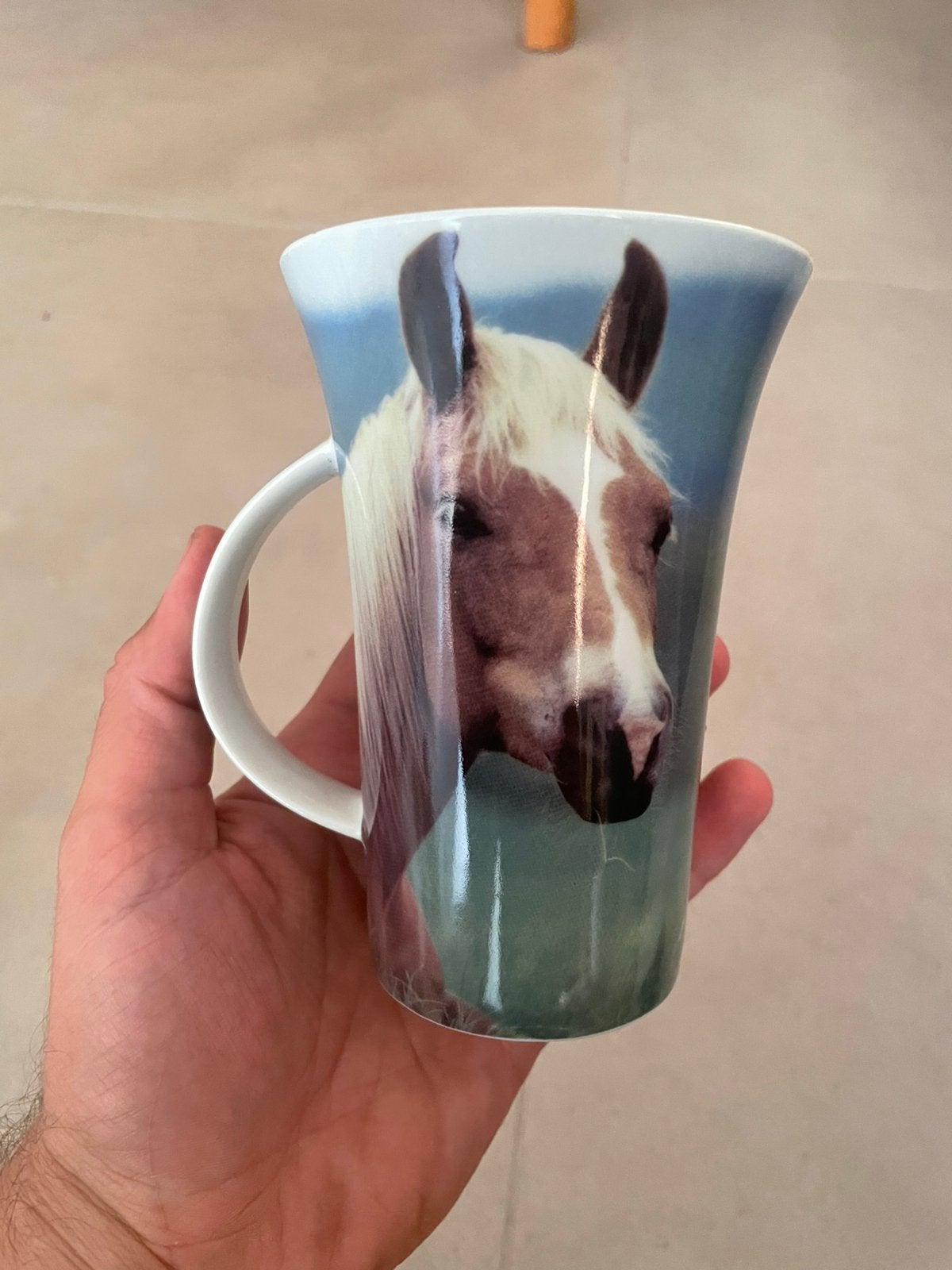 Mug avec tête de cheval dessus, Enlèvement, Comme neuf, Mug