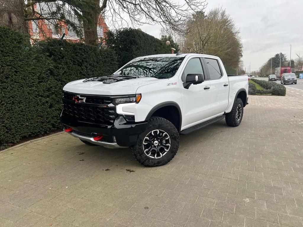Chevrolet Silverado ZR2 6.2L V8 €74.900,- excl btw., Neuf, Electronic Stability Program (ESP), 6200 cm³, Noir