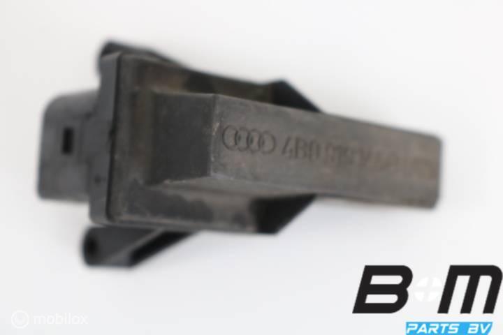 Ontvanger radiografische klok Audi A4 B7 Avant, Autos : Divers, Autoradios, Utilisé