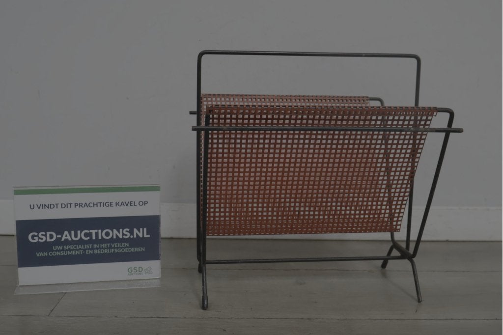 Vintage Pilastro tijdschriftenrek - door Tjerk Reijenga, Huis en Inrichting, Woonaccessoires | Krantenbakken en Lectuurbakken