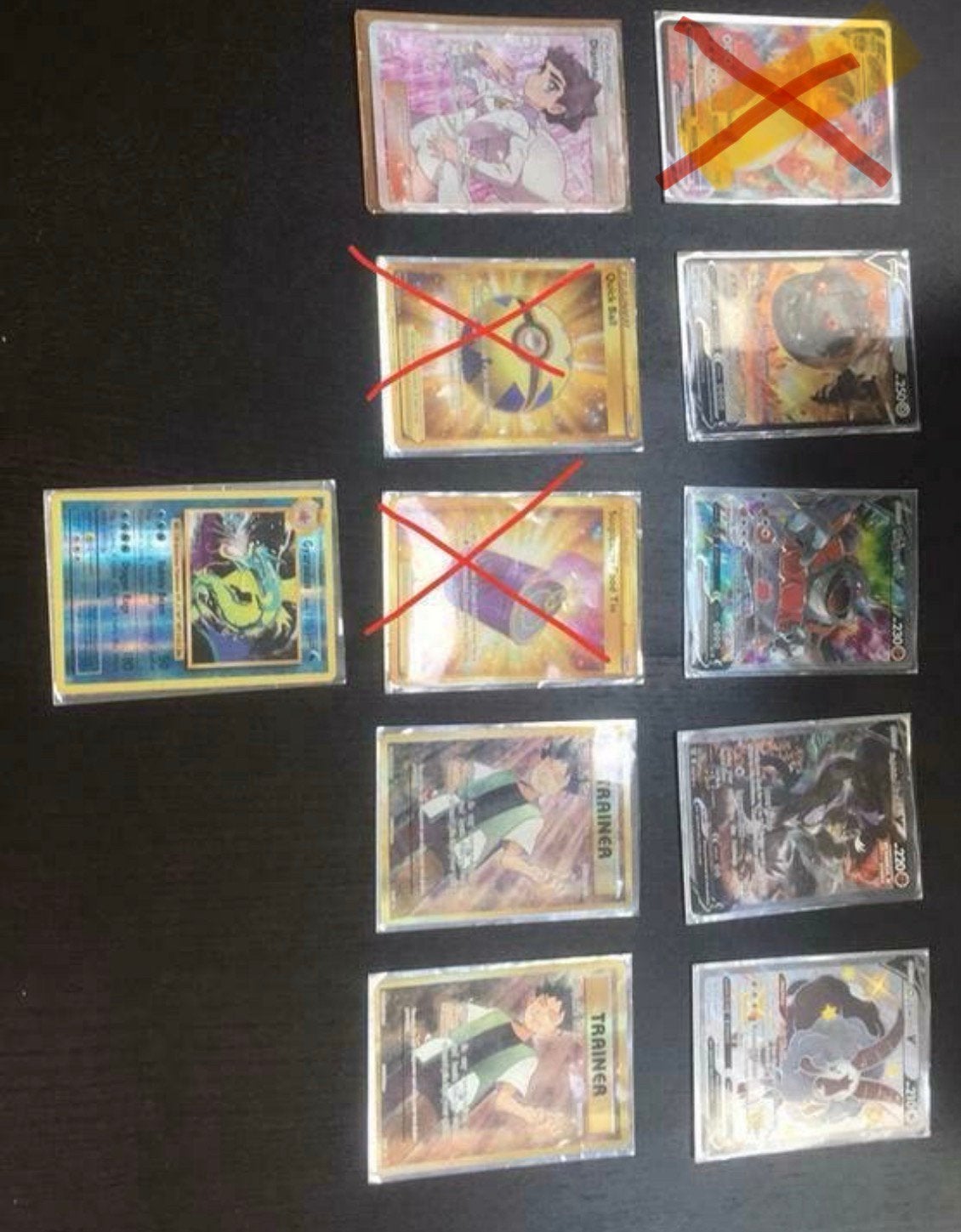 Pokémon trainers, V  en gyarados, Enlèvement ou Envoi, Comme neuf