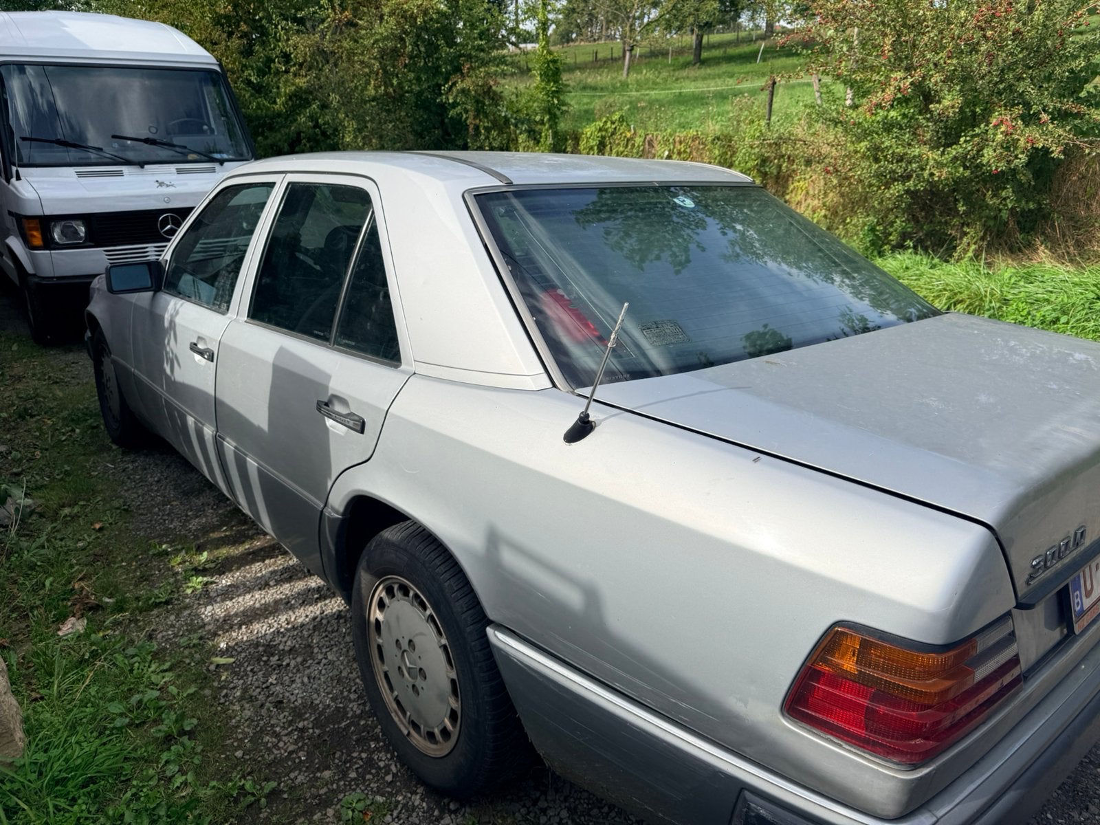Mercedes 300D turbo, Autos, Cuir, Argent ou Gris, Série 300, 5 portes