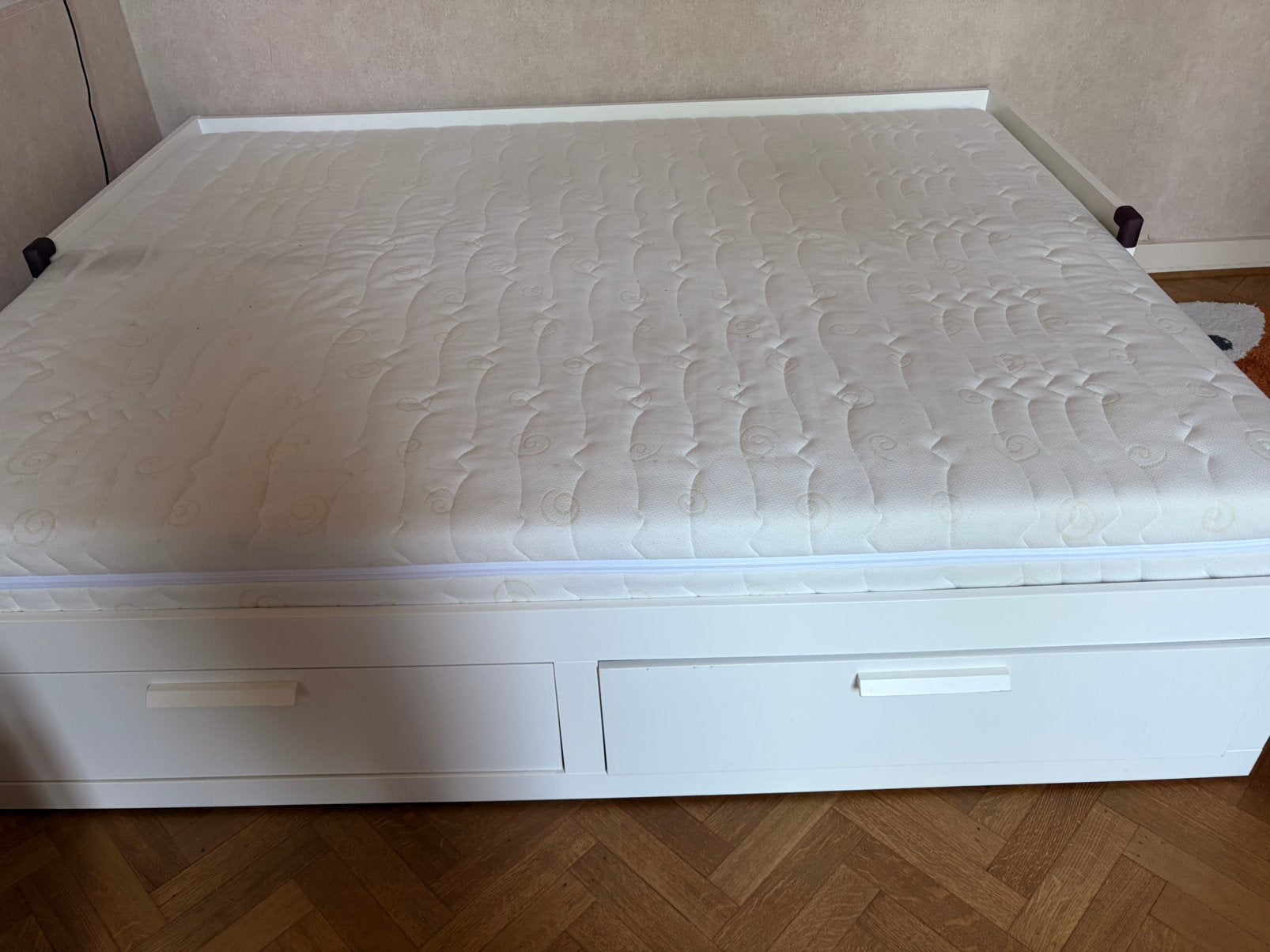 Bed brimnes met 2 laden, Huis en Inrichting, Slaapkamer | Bedden, Ophalen, Zo goed als nieuw