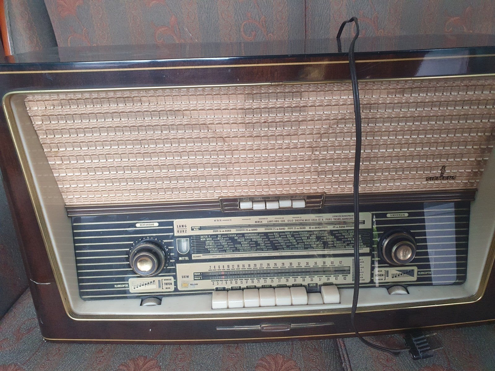 oude radio(1post werkt), Antiek en Kunst, Ophalen
