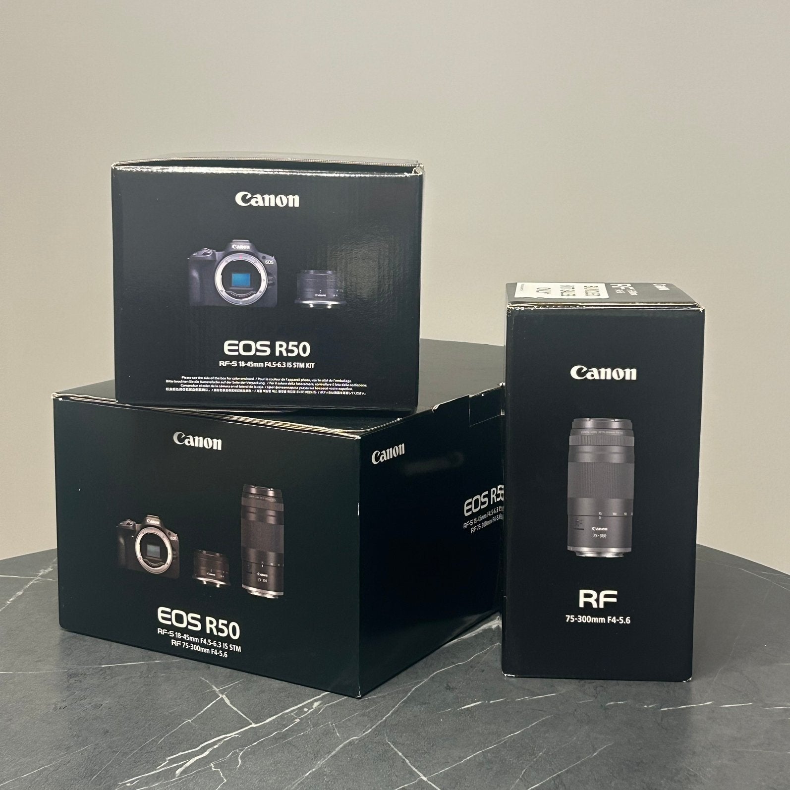 Canon EOS R50 + 2 lenzen - Complete set!, Audio, Tv en Foto, Canon, Canon RF, Ophalen of Verzenden, Zo goed als nieuw