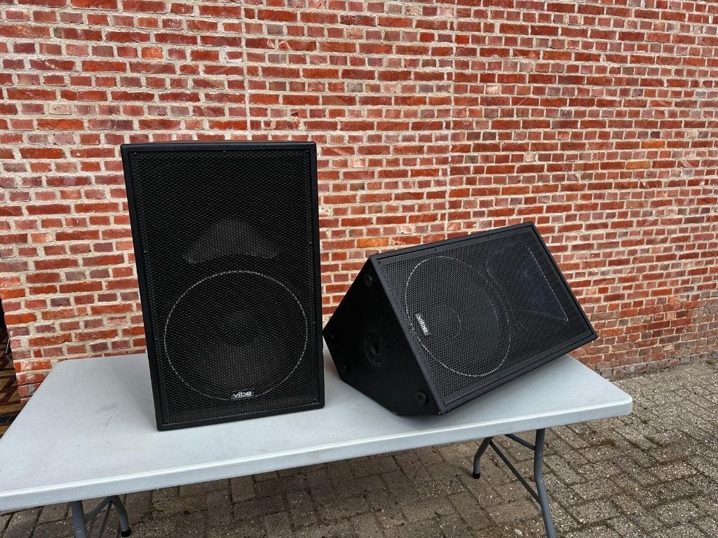 VIBE 15 MK1 JB Systems 2 stuks, Gebruikt, Speakerset, Ophalen, 150 watt of meer