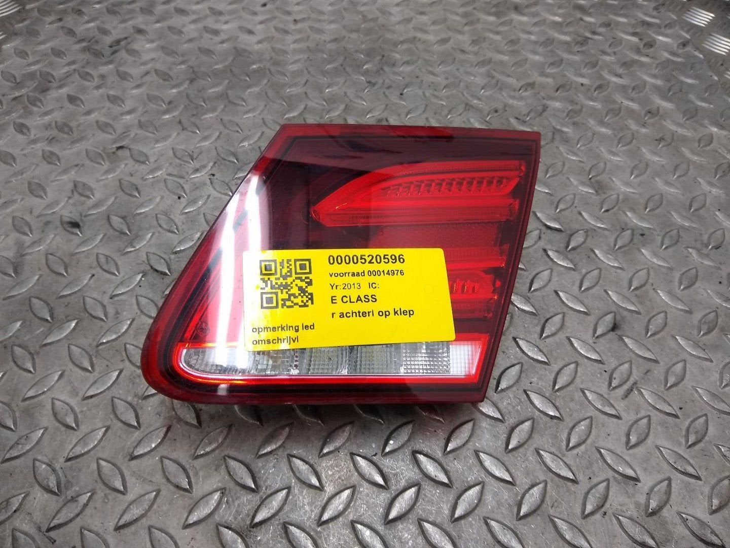 MERCEDES E CLASS 250 CDI Ed. Sport  ACHTERLICHT R 2013, Enlèvement ou Envoi, Utilisé, ARN reconnu