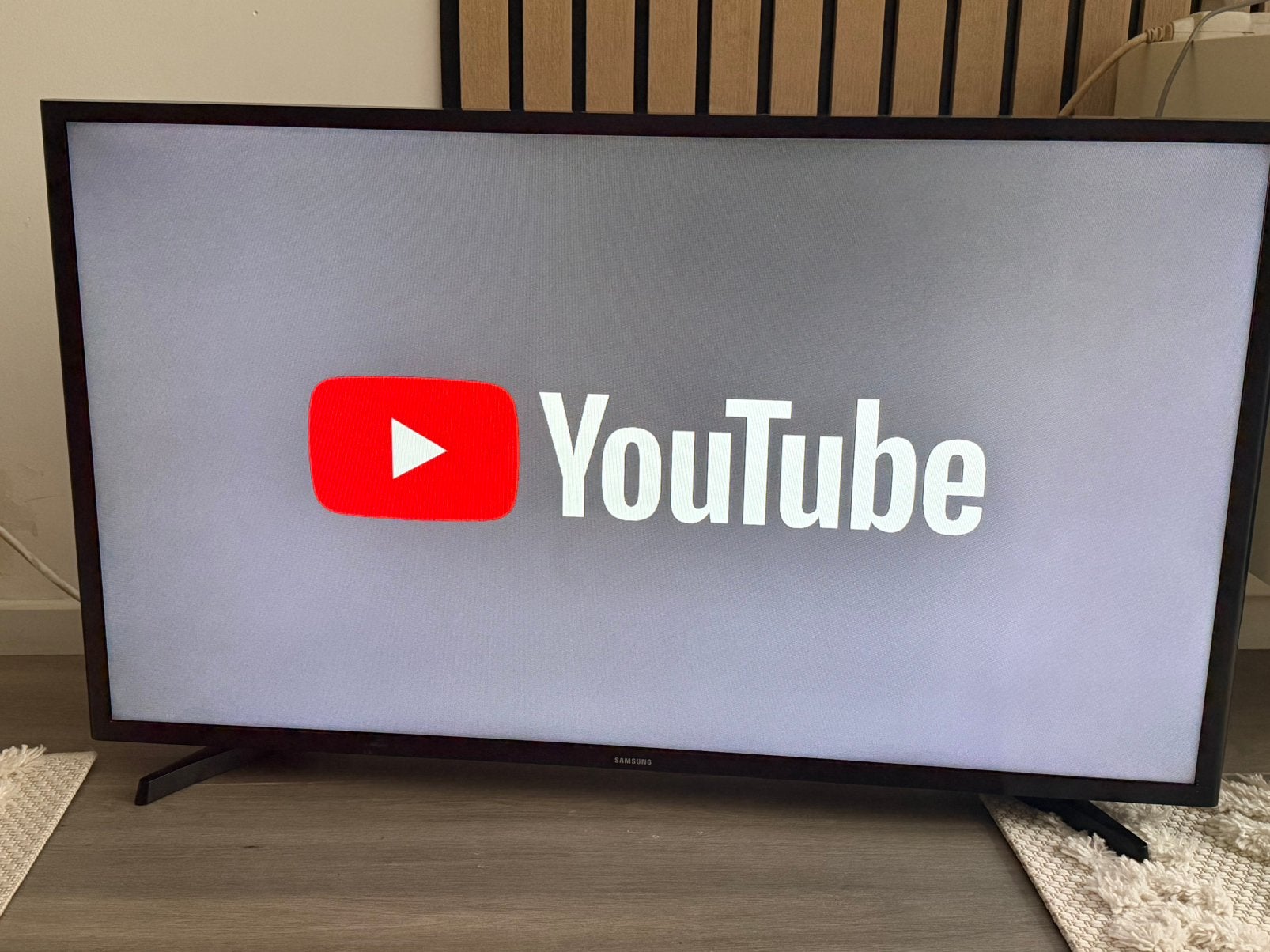 Smart TV, Samsung van 40 inch met afstandsbediening bij, Enlèvement ou Envoi, Comme neuf