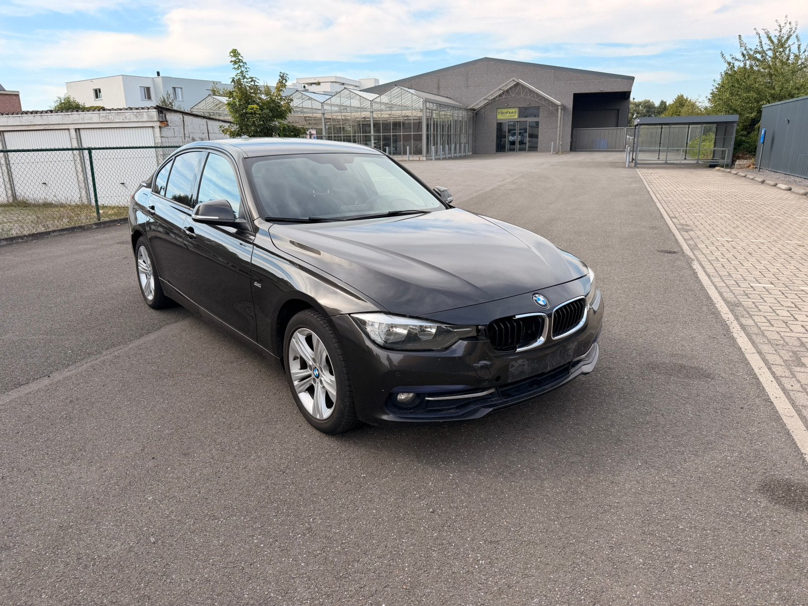 Lift du visage de la BMW 318d, Autos, Particulier, Achat