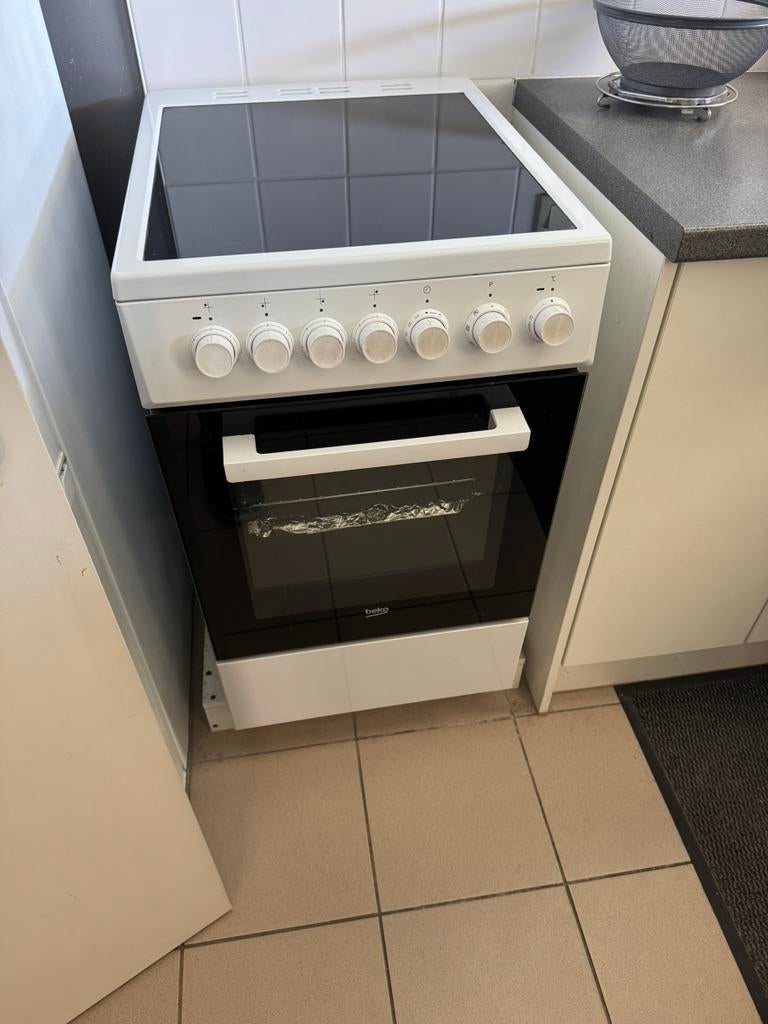 Oven combi kookplaat Beko, Enlèvement, Comme neuf