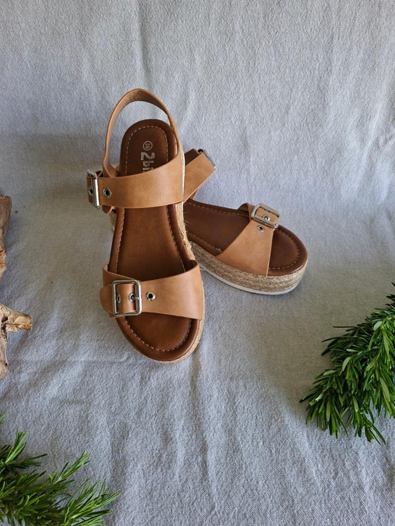 Sandalen schoenen maat 39 nieuwstaat, Bruin, 2 Bizzy, Zo goed als nieuw, Sandalen of Muiltjes