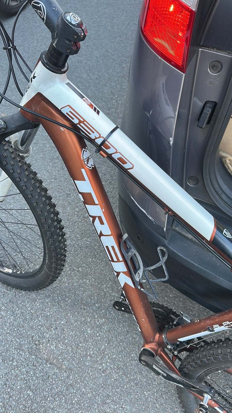 Trek mtb nieuwe continental banden, Ophalen, Zo goed als nieuw