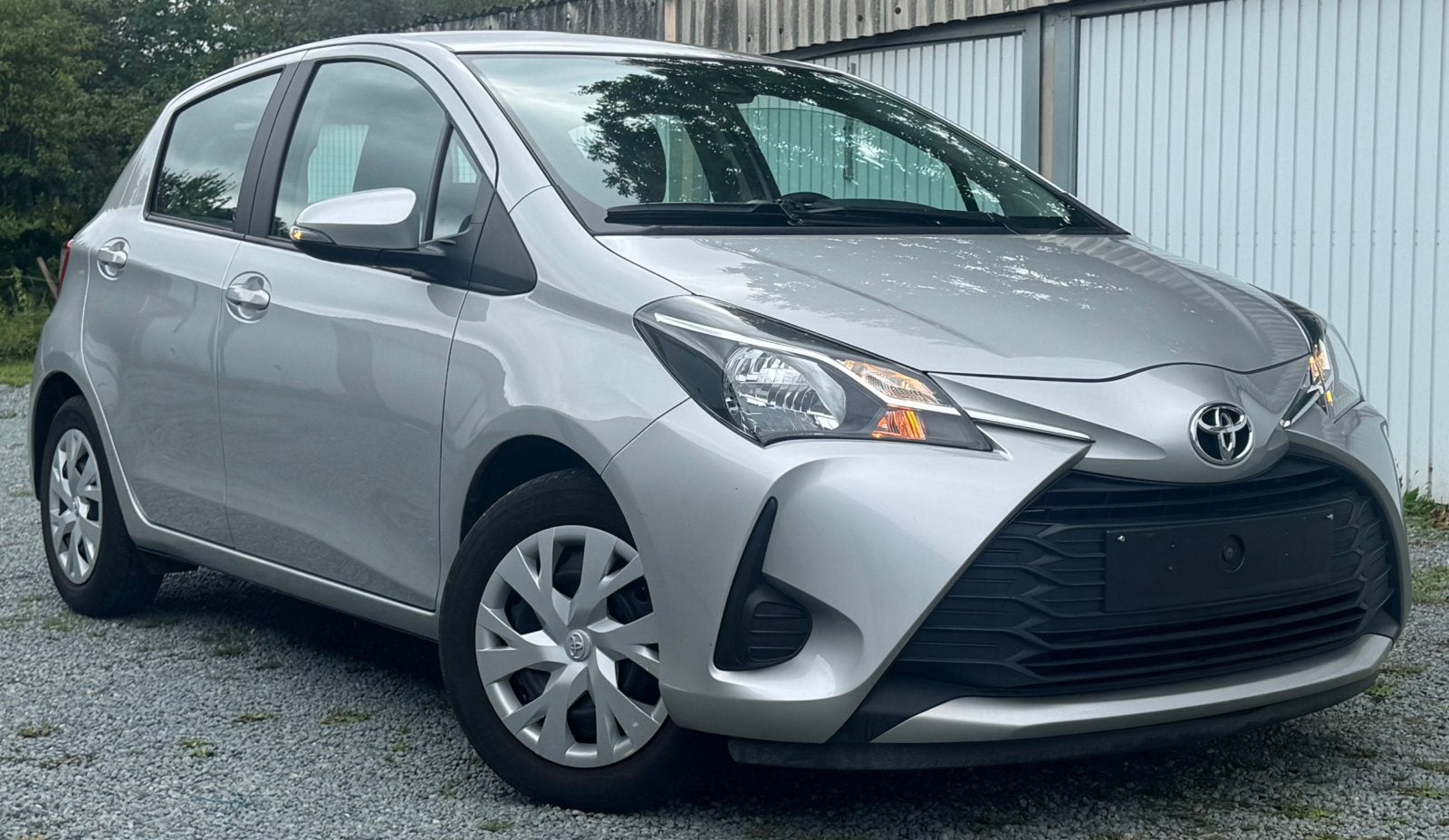 Toyota Yaris 1.5i Dual VVT-iE Comfort, Autos, Argent ou Gris, Achat, Entreprise, 1496 cm³