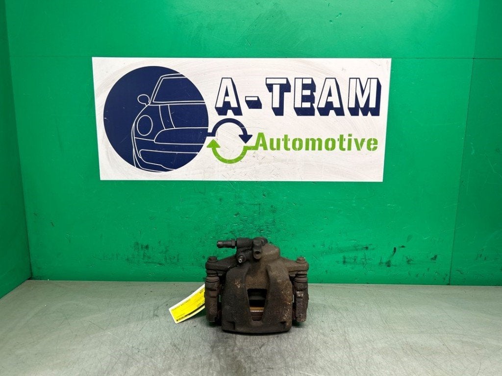 ETRIER DE FREIN AVANT DROIT Opel Corsa D (01-2006/12-2014), Utilisé, Opel