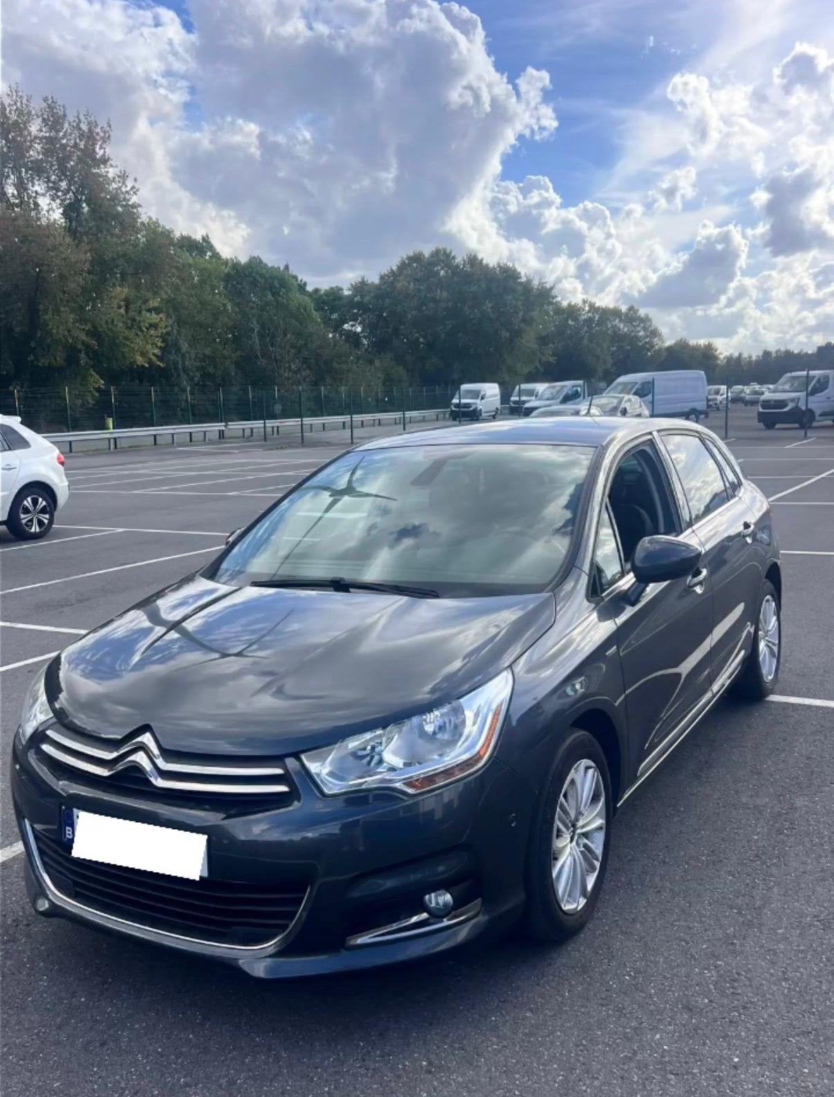 Citroen C4 GEKEURD Exclusive Model 2015 euro 6, Euro 6, Leder, Particulier, Te koop